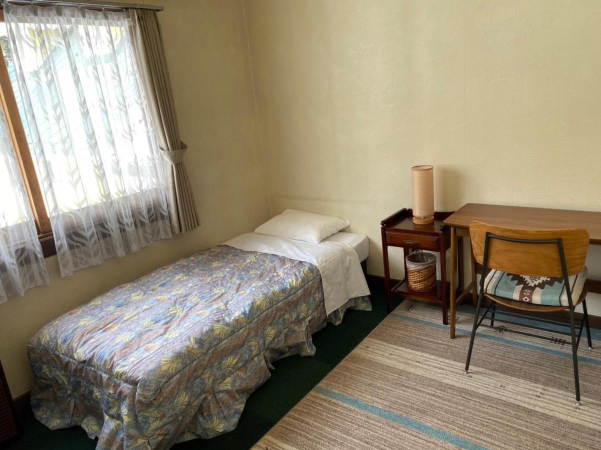 Guest House Wind Inn Hakuba Bagian luar foto